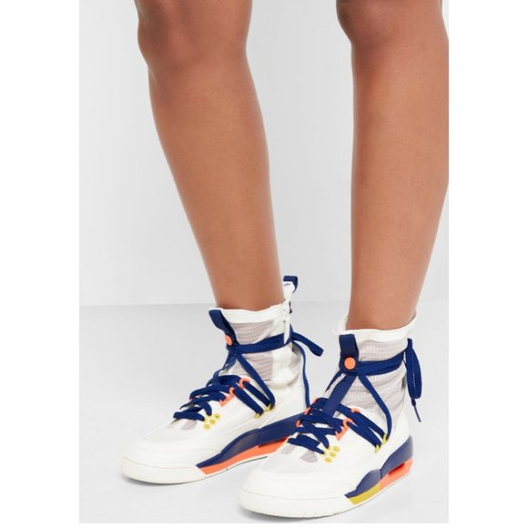 Women's Air Jordan 3 RTR EXP Lite 'Sail Blue Void' Sneaker - Picture 2 of 8